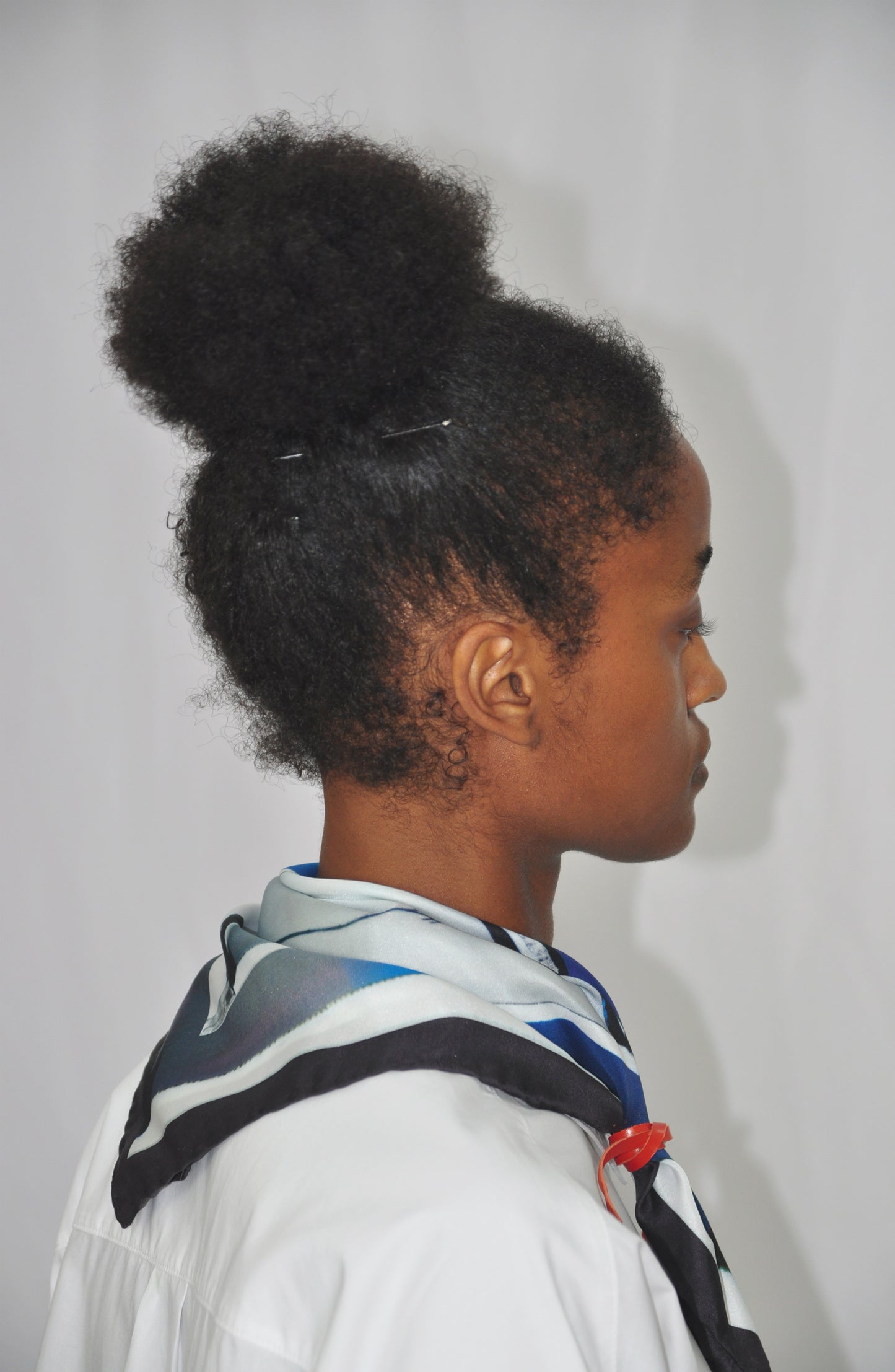 THE ‘SUBJECTS' SCARF 02